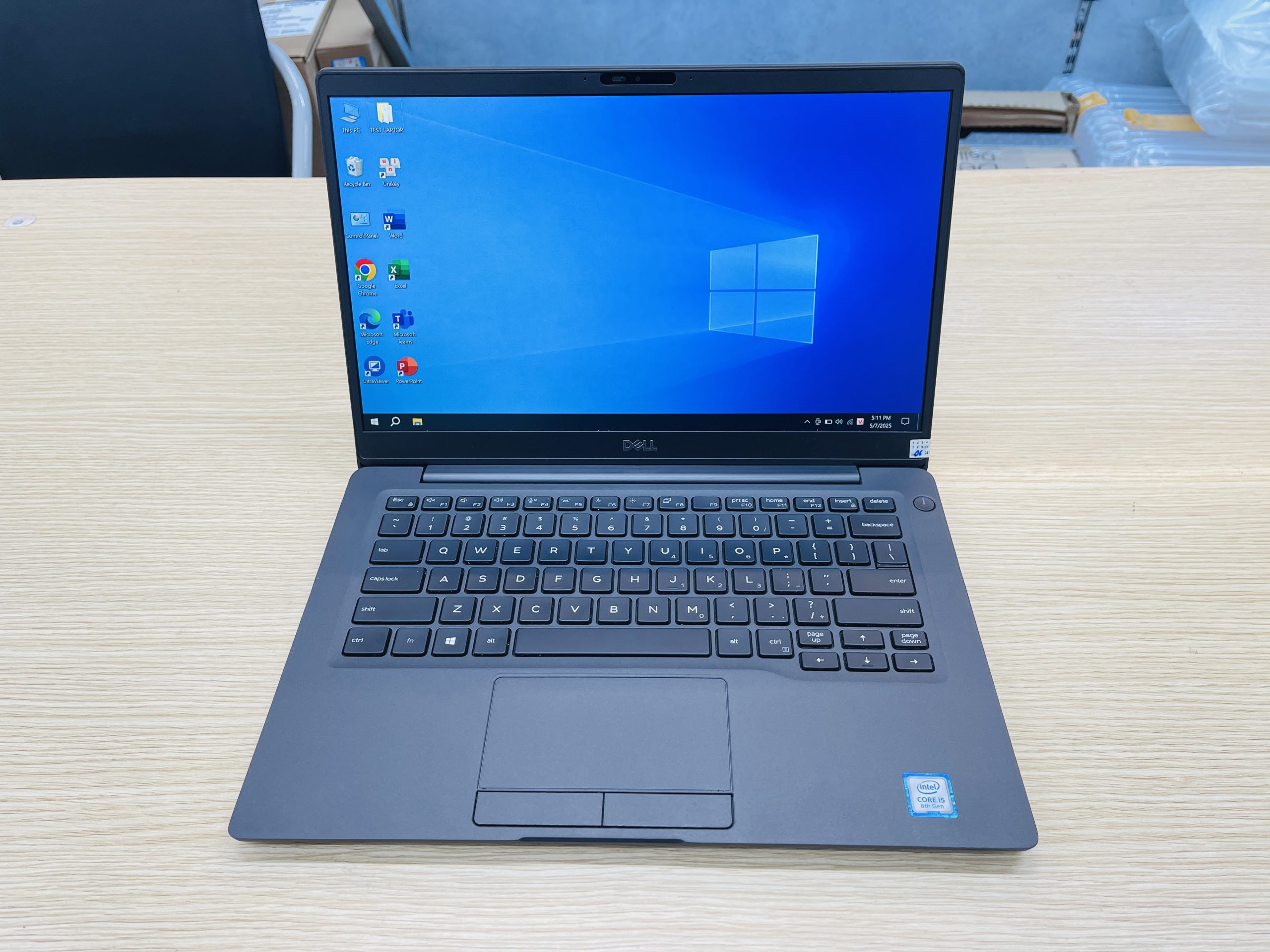Dell-Latitude-7300-3-scaled